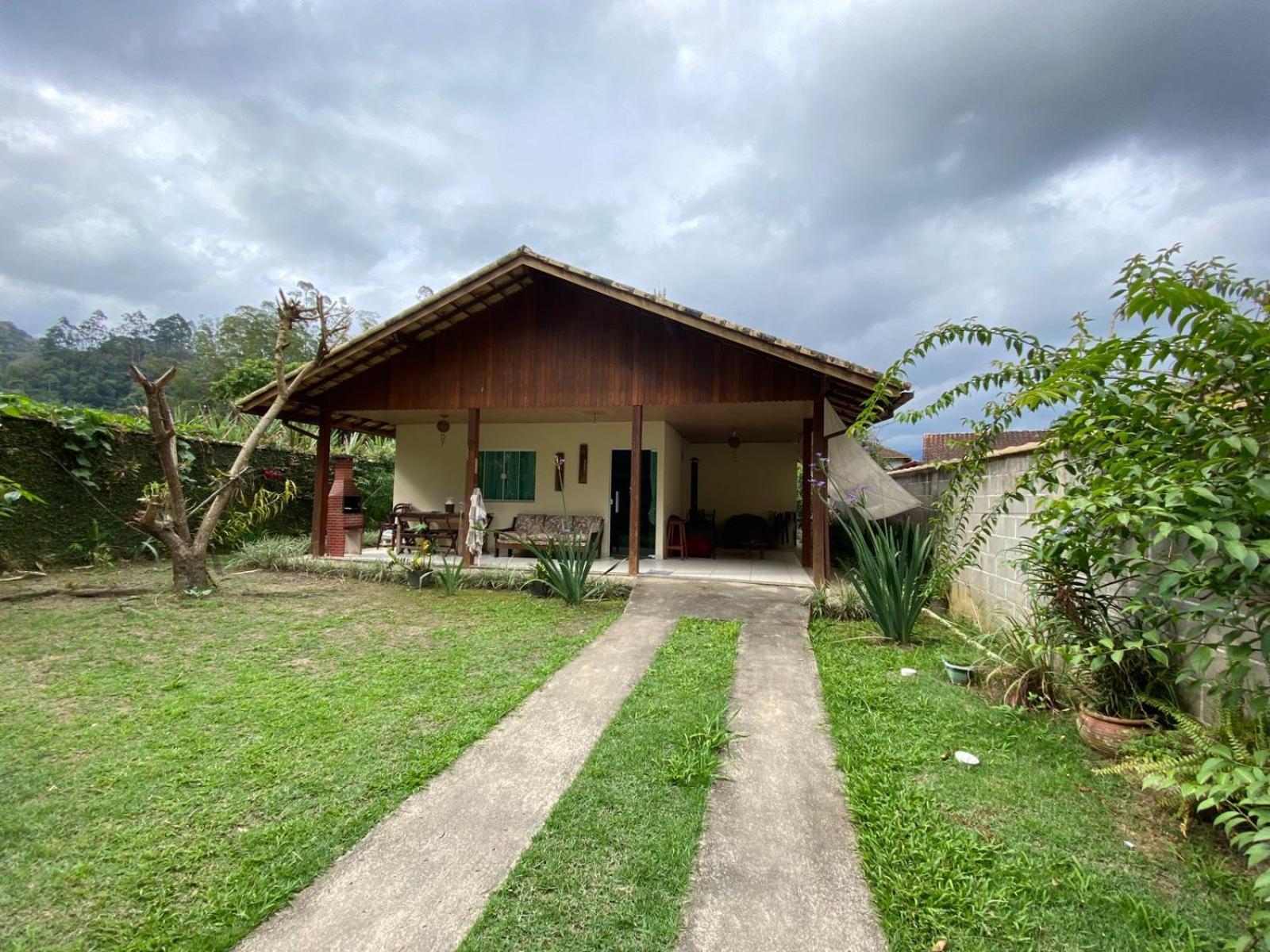 Lumiar Casa Solar Churrasqueira Com 3 Quartos Sendo Um Suite Arejada, Jardim A 700M Do Centro Exteriér fotografie
